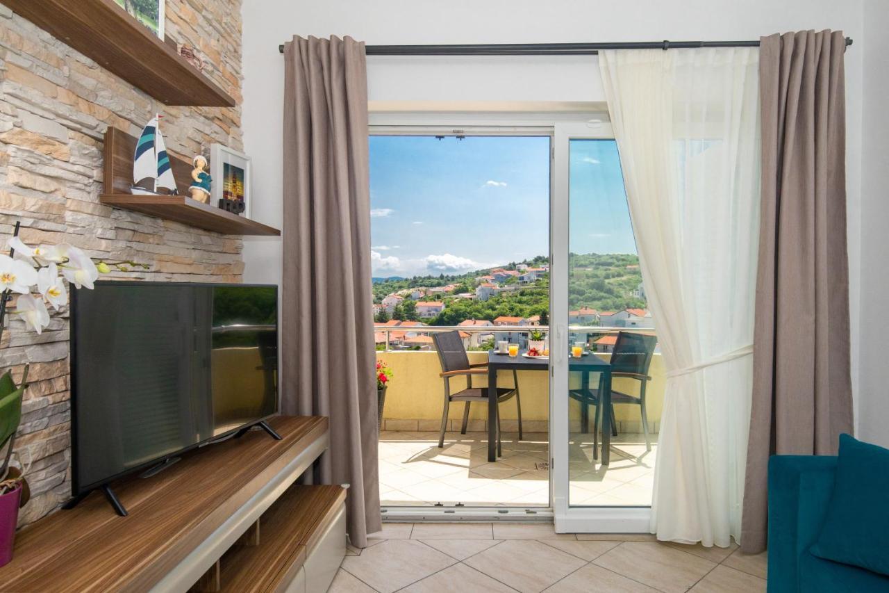 Apartman Jelena Vrbnik Buitenkant foto