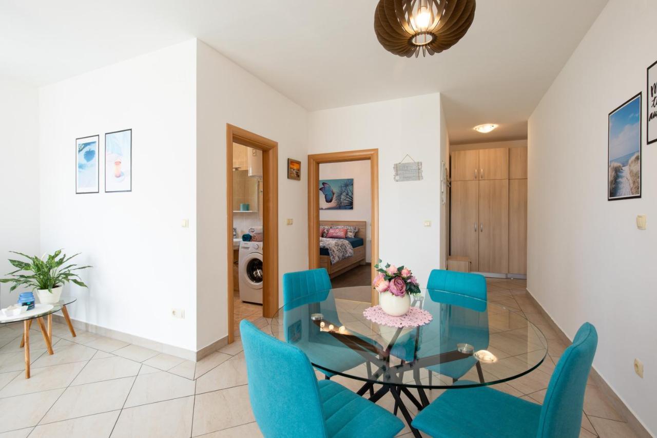 Apartman Jelena Vrbnik Buitenkant foto